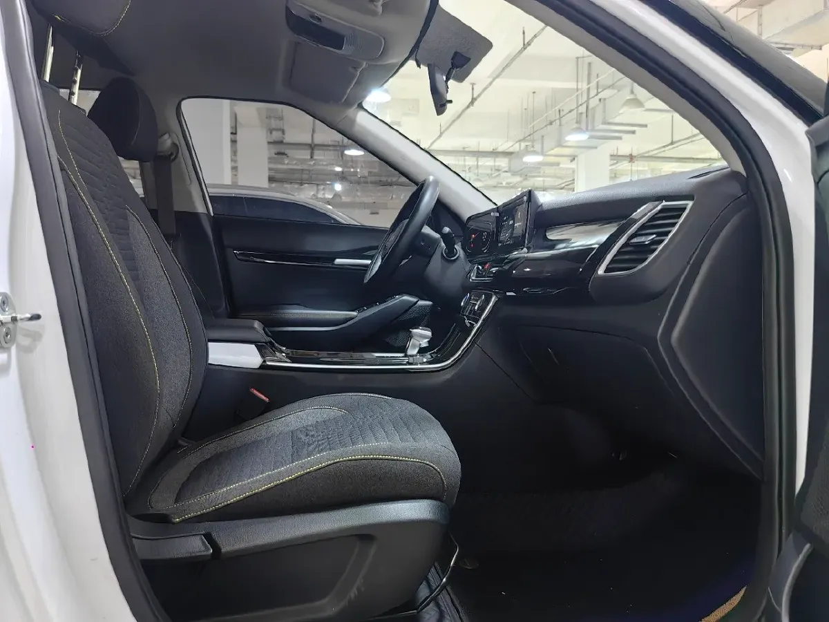 2023 Kia Seltos 1.5L 115HP L4 CVT,autocango,china used car exporter,china ev exporter,chinese used car exporter,chinese used ev exporter