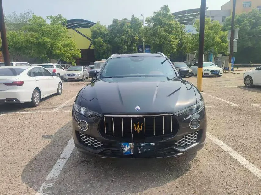 2016 Maserati Levante 3.0T 430HP V6 8AT,autocango,china used car exporter,china ev exporter,chinese used car exporter,chinese used ev exporter