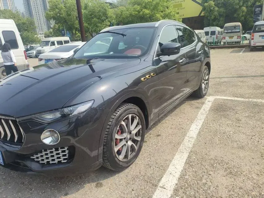 2016 Maserati Levante 3.0T 430HP V6 8AT,autocango,china used car exporter,china ev exporter,chinese used car exporter,chinese used ev exporter
