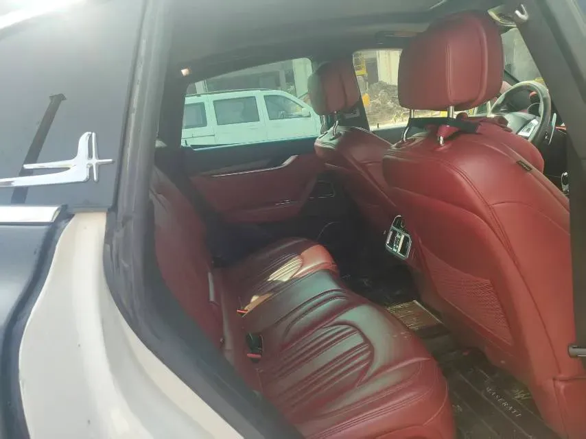 2016 Maserati Levante 3.0T 430HP V6 8AT,autocango,china used car exporter,china ev exporter,chinese used car exporter,chinese used ev exporter