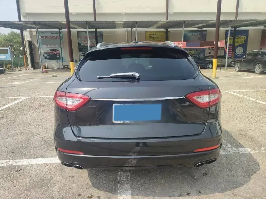 2016 Maserati Levante 3.0T 430HP V6 8AT,autocango,china used car exporter,china ev exporter,chinese used car exporter,chinese used ev exporter