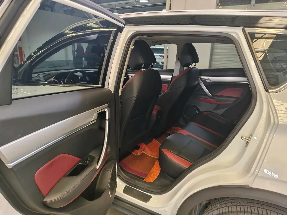 2021 Geely Coolray 1.4T 141HP L4 6DCT,autocango,china used car exporter,china ev exporter,chinese used car exporter,chinese used ev exporter