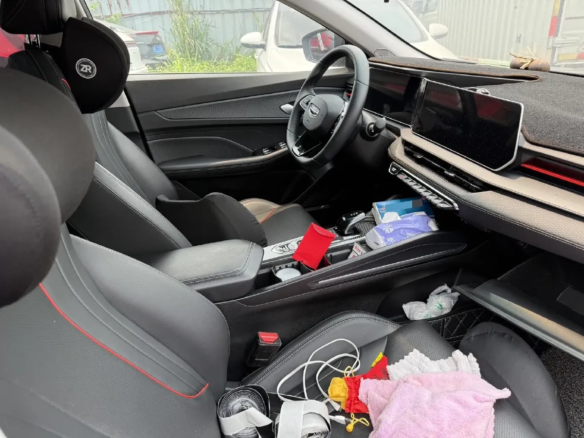 2022 Geely Binray 1.5T 181HP L4 7DCT,autocango,china used car exporter,china ev exporter,chinese used car exporter,chinese used ev exporter