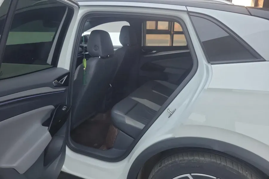 2021 Volkswagen ID.4 Crozz BEV 84.8KWH,autocango,china used car exporter,china ev exporter,chinese used car exporter,chinese used ev exporter