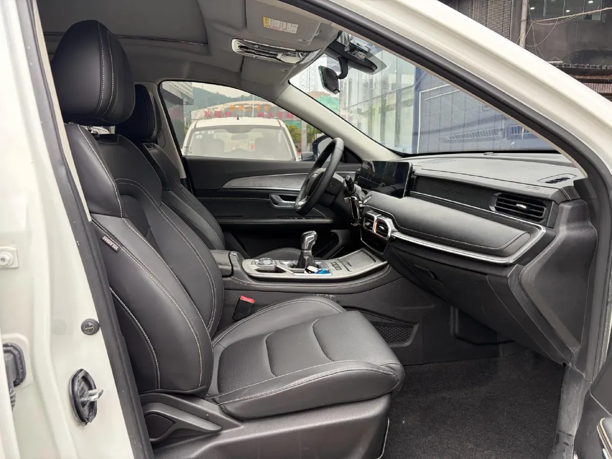 2021 Jetour X70 Plus 1.5T 156HP L4 6MT,autocango,china used car exporter,china ev exporter,chinese used car exporter,chinese used ev exporter