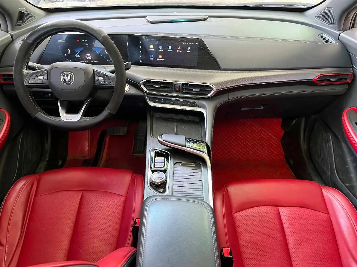 2020 ChangAn UNI-T 1.5T 180HP L4 7DCT,autocango,china used car exporter,china ev exporter,chinese used car exporter,chinese used ev exporter