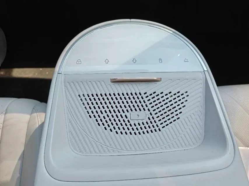 2023 Dongfeng PaLaSuo 2.0T 228HP L4 8AT,autocango,china used car exporter,china ev exporter,chinese used car exporter,chinese used ev exporter