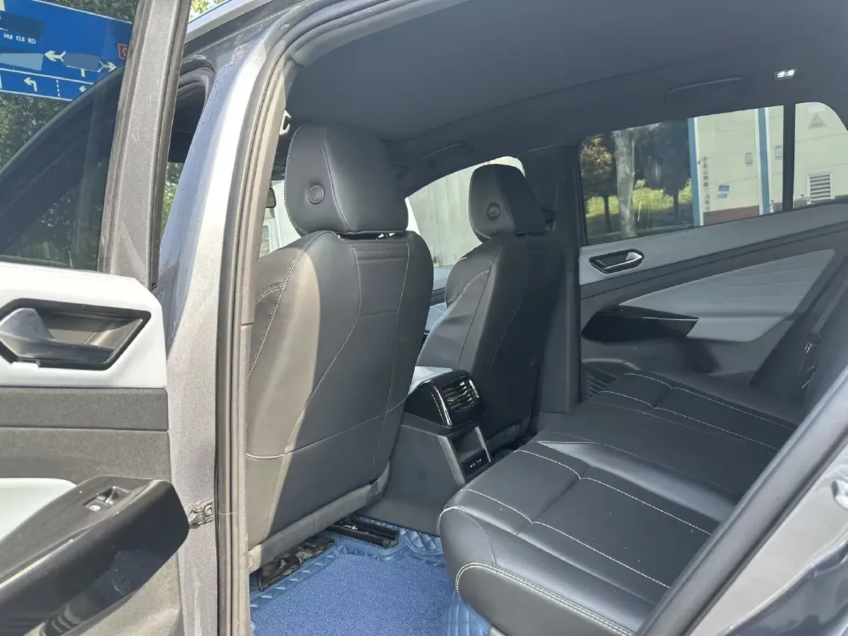 2023 Volkswagen ID.4 X BEV 52.8KWH,autocango,china used car exporter,china ev exporter,chinese used car exporter,chinese used ev exporter