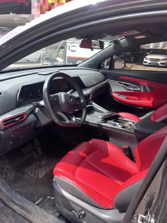 2020 ChangAn UNI-T 1.5T 180HP L4 7DCT,autocango,china used car exporter,china ev exporter,chinese used car exporter,chinese used ev exporter