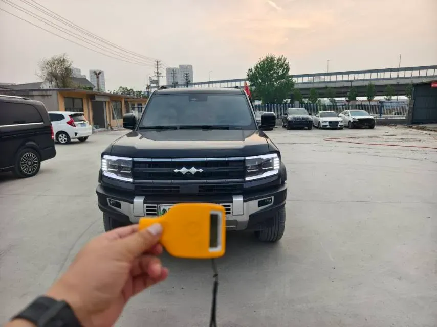 2023 FangChengBao Bao 5 1.5T 194HP L4 E-CVT PHEV 31.8KWH,autocango,china used car exporter,china ev exporter,chinese used car exporter,chinese used ev exporter