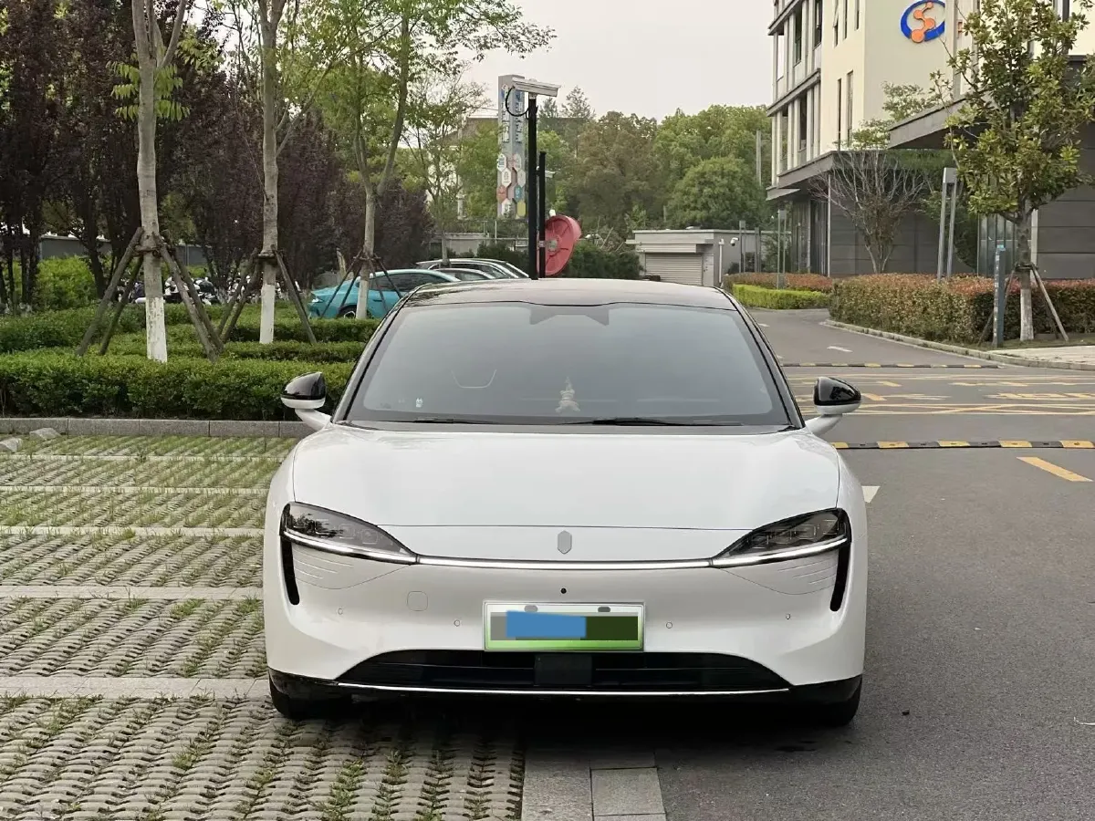 2024 Luxeed S7 BEV 62KWH,autocango,china used car exporter,china ev exporter,chinese used car exporter,chinese used ev exporter