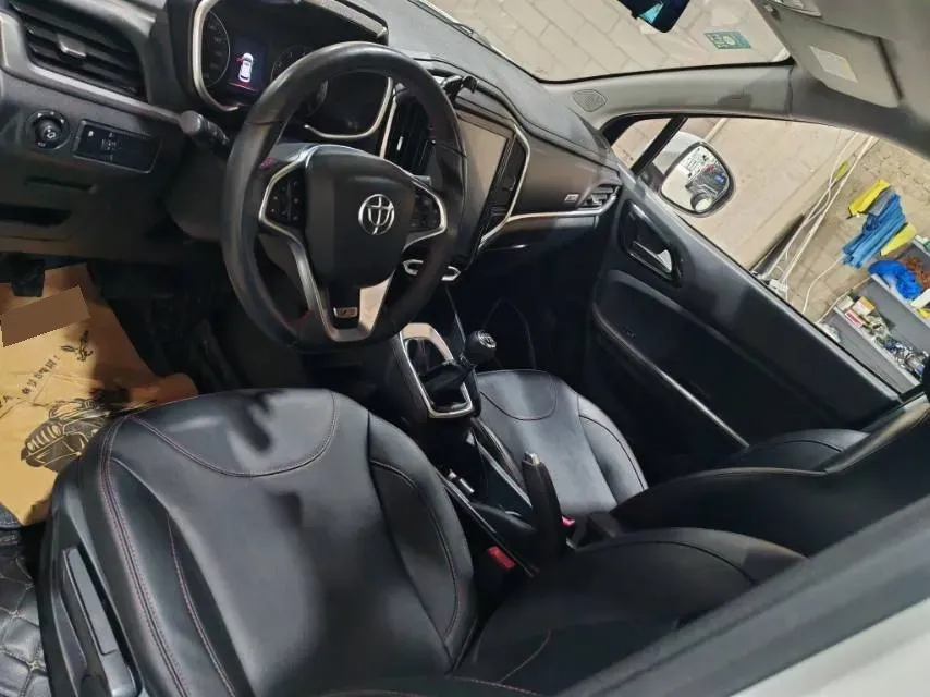 2019 ChangAn KuaYue KuaYueZhe D5 1.8L 125HP L4 5MT,autocango,china used car exporter,china ev exporter,chinese used car exporter,chinese used ev exporter