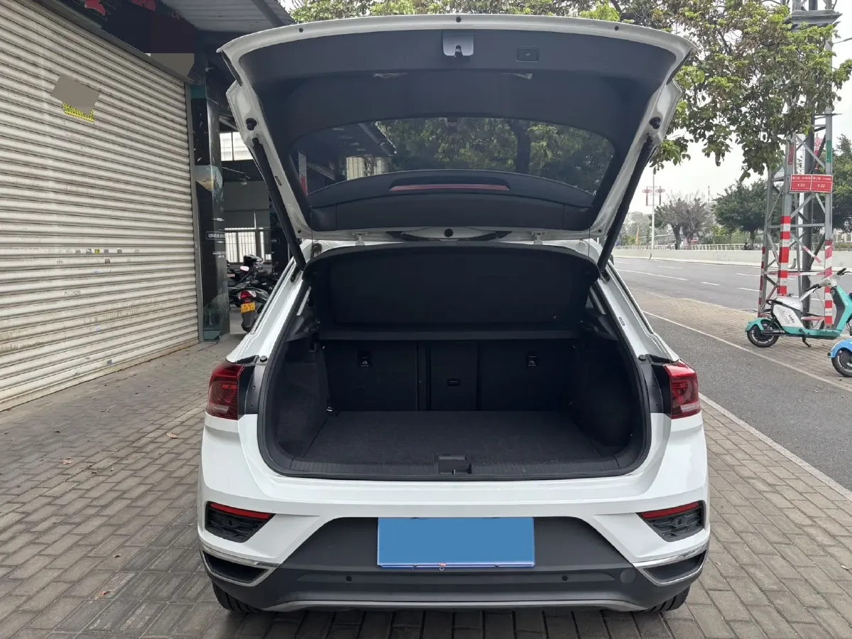 2020 Volkswagen T-Roc 1.4T 150HP L4 7DCT,autocango,china used car exporter,china ev exporter,chinese used car exporter,chinese used ev exporter