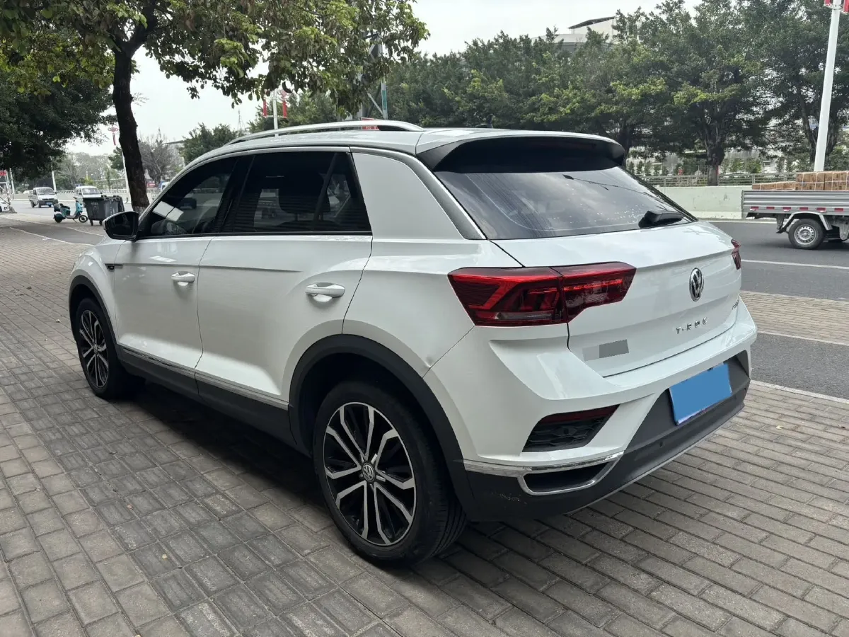 2020 Volkswagen T-Roc 1.4T 150HP L4 7DCT,autocango,china used car exporter,china ev exporter,chinese used car exporter,chinese used ev exporter