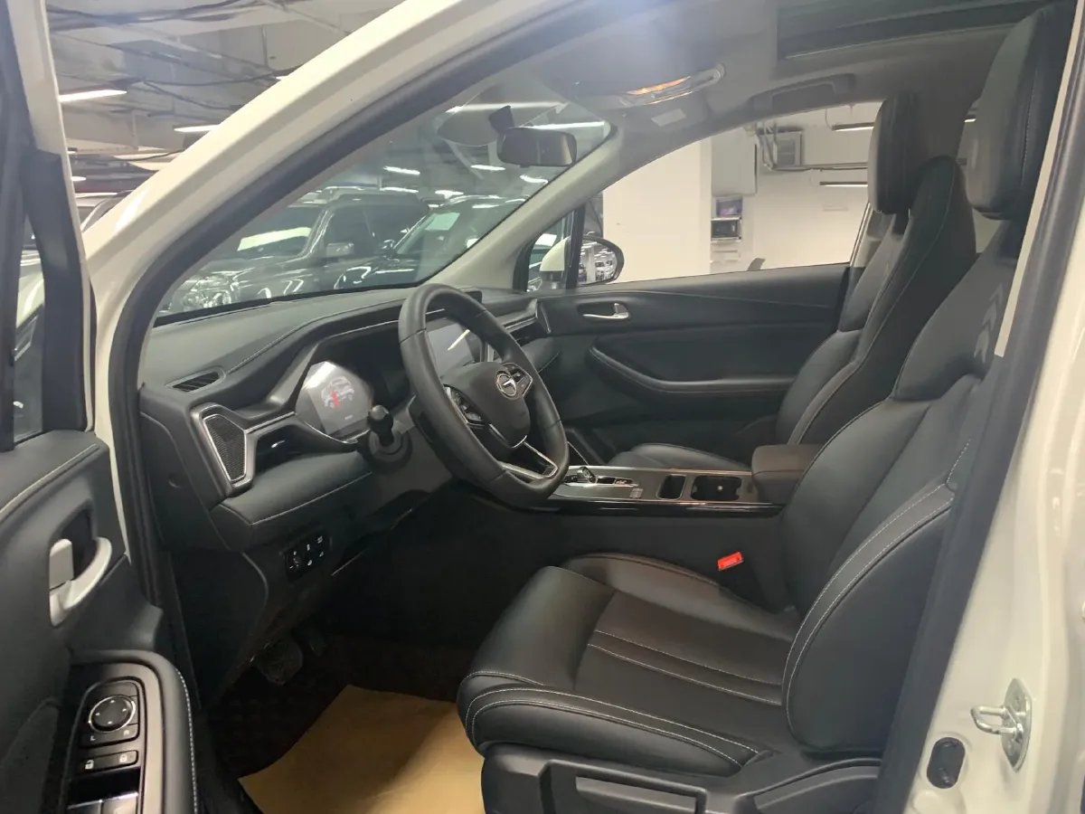 2023 GAC Trumpchi GS4 1.5T 177HP L4 6AT,autocango,china used car exporter,china ev exporter,chinese used car exporter,chinese used ev exporter