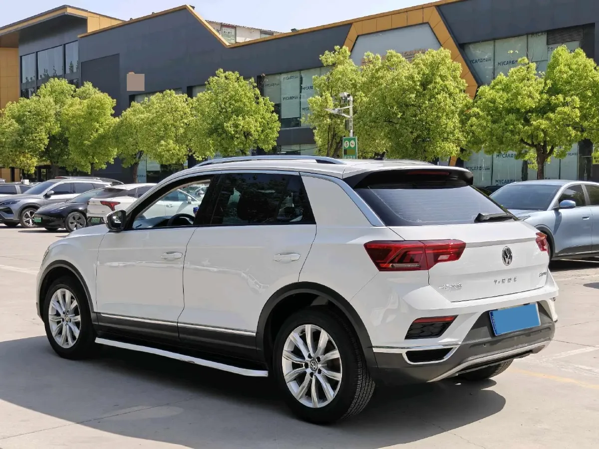 2020 Volkswagen T-Roc 1.4T 131HP L4 7DCT,autocango,china used car exporter,china ev exporter,chinese used car exporter,chinese used ev exporter