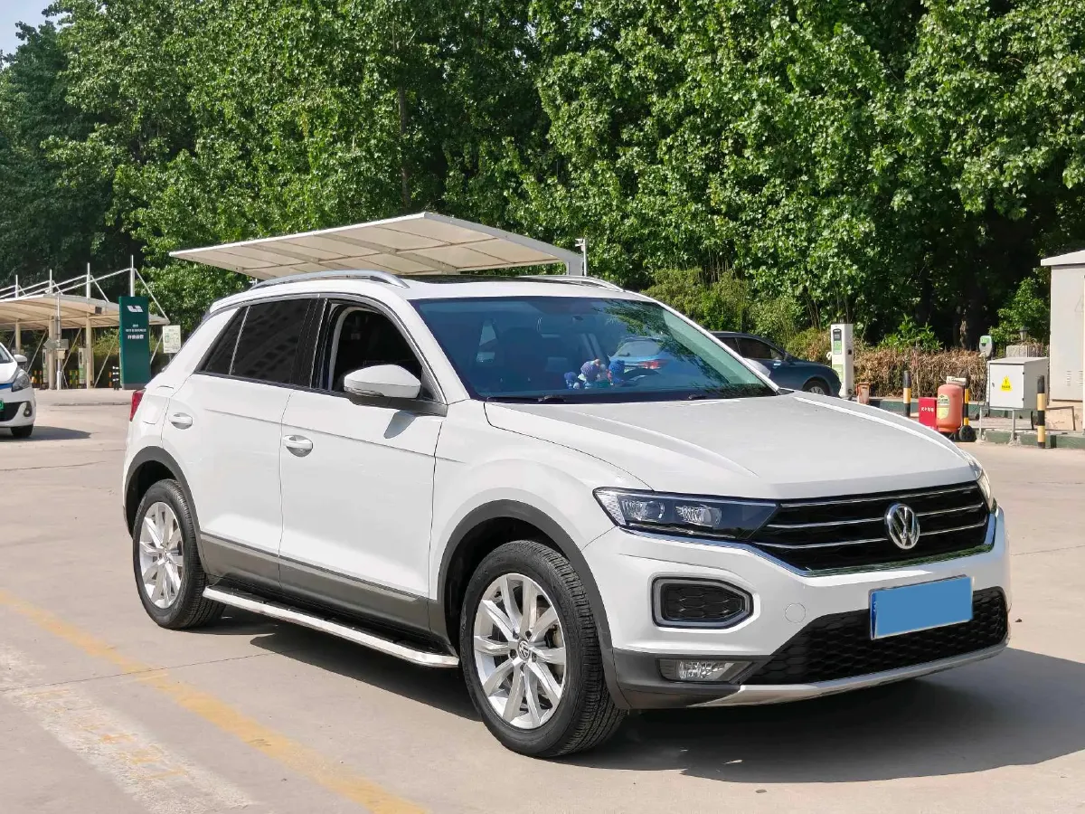 2020 Volkswagen T-Roc 1.4T 131HP L4 7DCT,autocango,china used car exporter,china ev exporter,chinese used car exporter,chinese used ev exporter