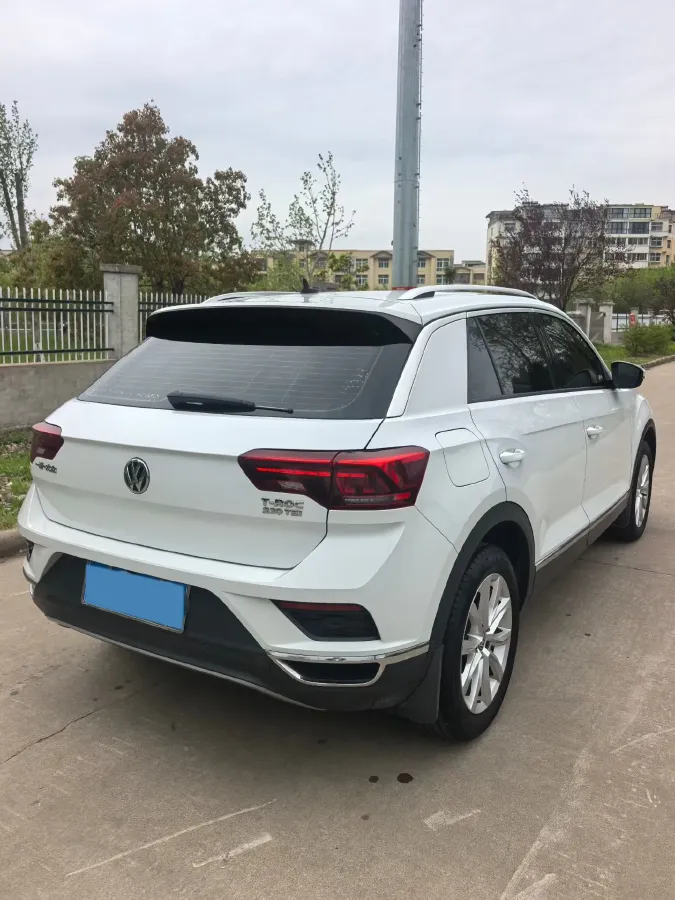 2019 Volkswagen T-Roc 1.4T 131HP L4 7DCT,autocango,china used car exporter,china ev exporter,chinese used car exporter,chinese used ev exporter