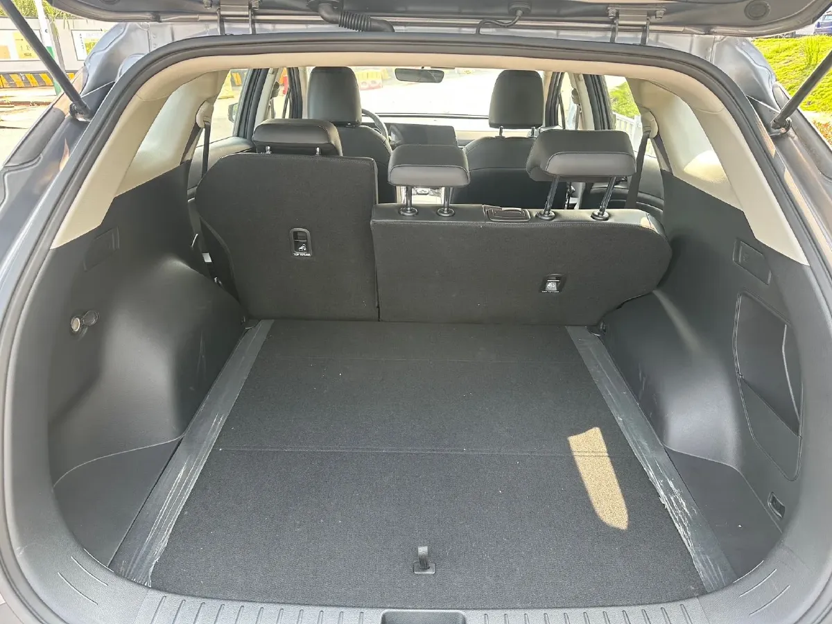 2025 Kia Sportage 2.0T 236HP L4 8AT,autocango,china used car exporter,china ev exporter,chinese used car exporter,chinese used ev exporter