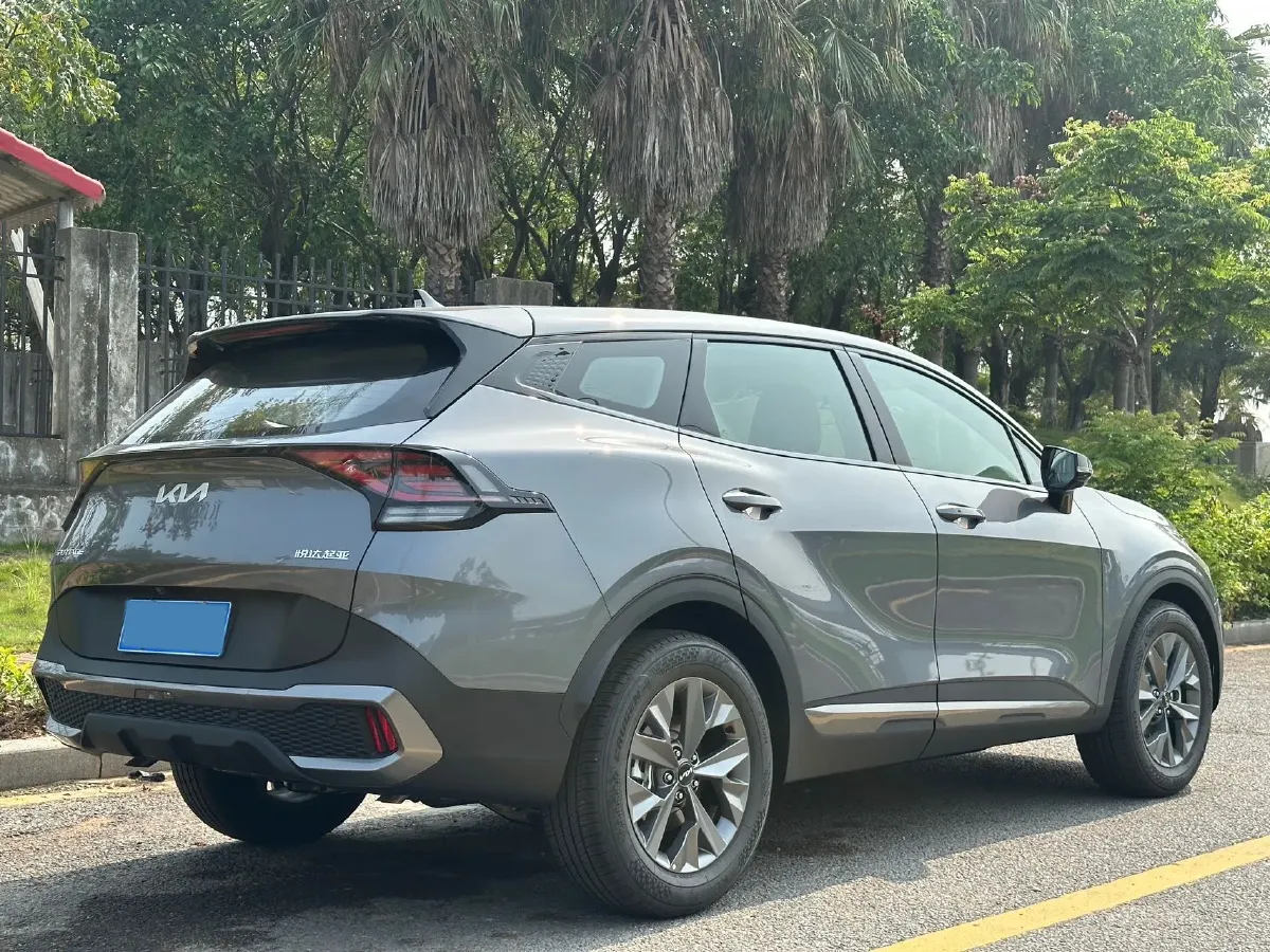 2025 Kia Sportage 2.0T 236HP L4 8AT,autocango,china used car exporter,china ev exporter,chinese used car exporter,chinese used ev exporter