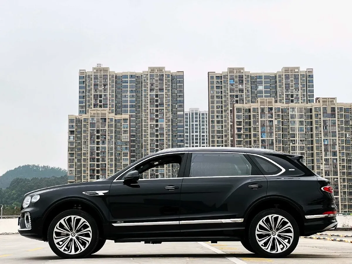 2024 Bentley Bentayga 4.0T 550HP V8 8AT,autocango,china used car exporter,china ev exporter,chinese used car exporter,chinese used ev exporter