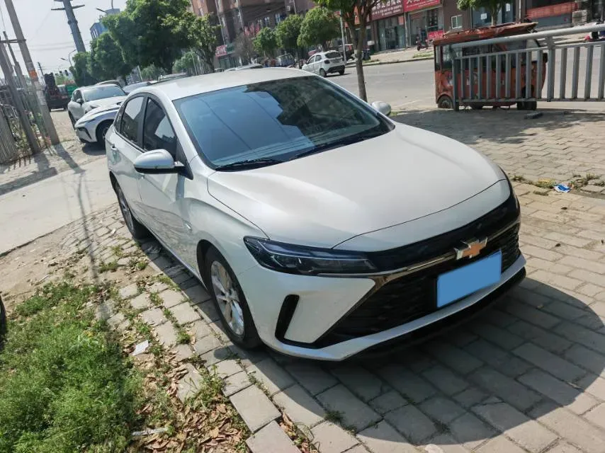 2023 Chevrolet Monza 1.5L 113HP L4 6DCT,autocango,china used car exporter,china ev exporter,chinese used car exporter,chinese used ev exporter