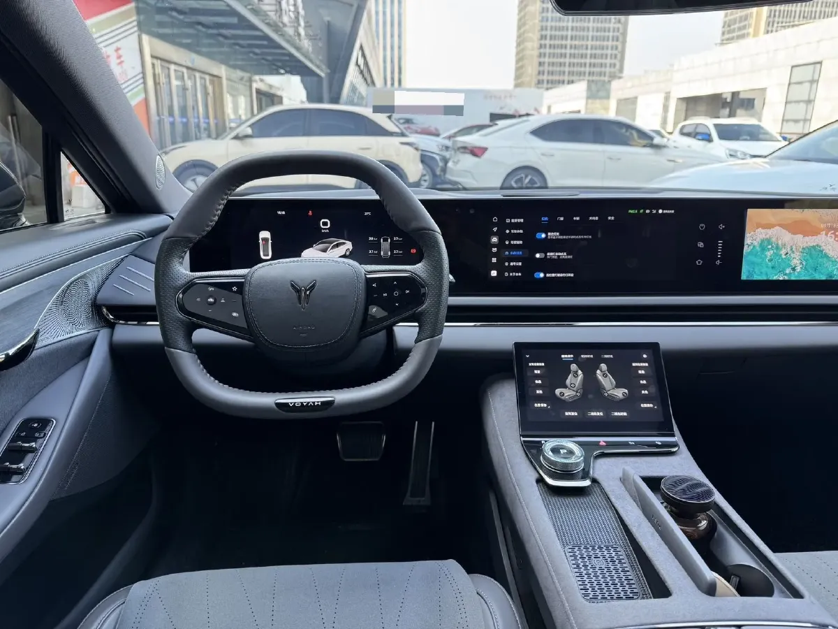 2024 Voyah ZhuiGuang 1.5T 136HP L4 PHEV 43KWH,autocango,china used car exporter,china ev exporter,chinese used car exporter,chinese used ev exporter