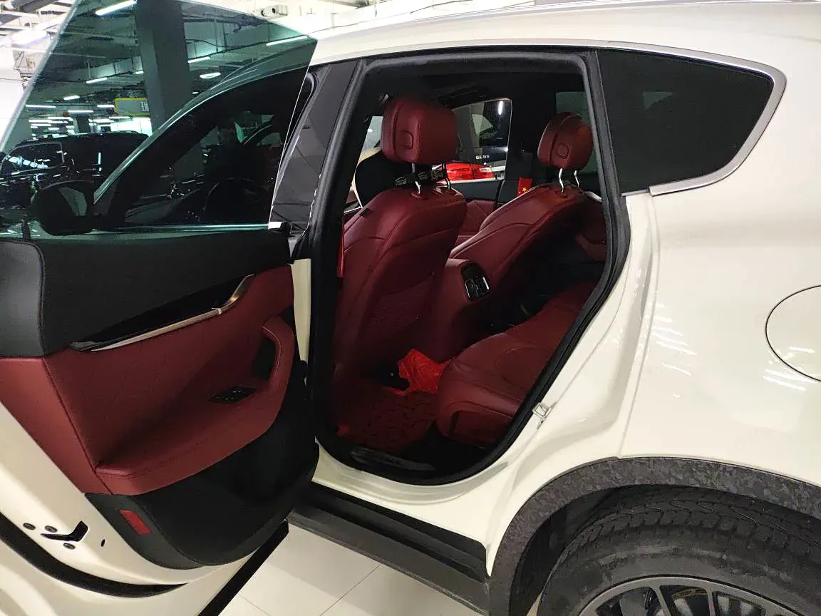 2019 Maserati Levante 3.0T 350HP V6 8AT,autocango,china used car exporter,china ev exporter,chinese used car exporter,chinese used ev exporter