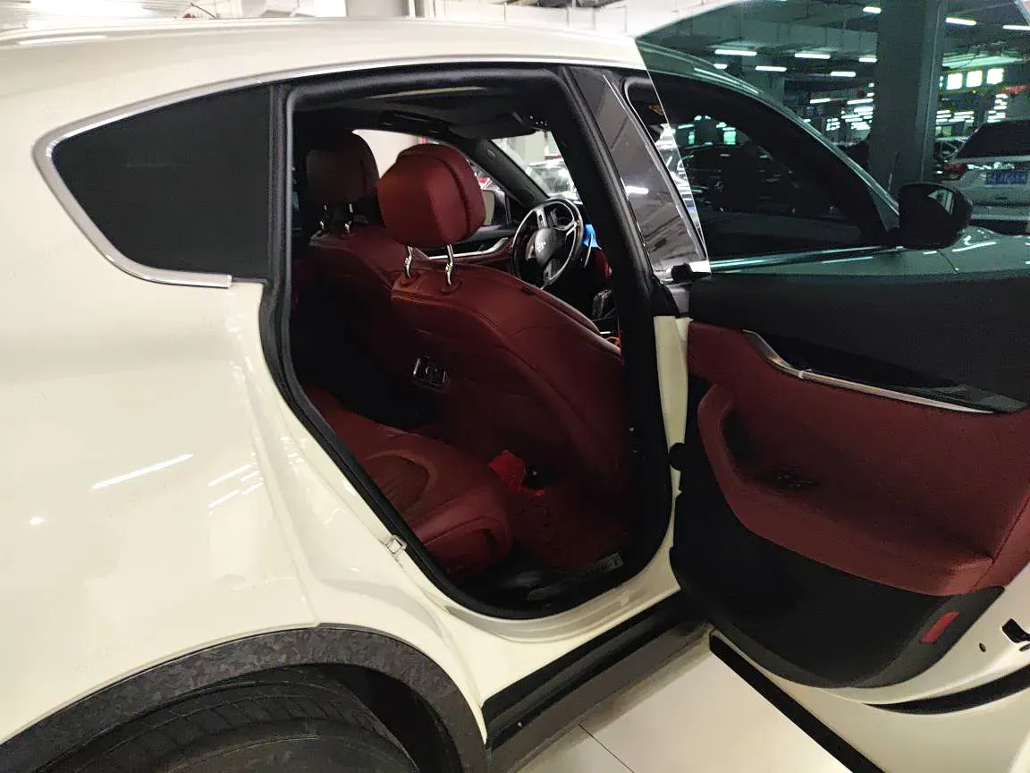 2019 Maserati Levante 3.0T 350HP V6 8AT,autocango,china used car exporter,china ev exporter,chinese used car exporter,chinese used ev exporter