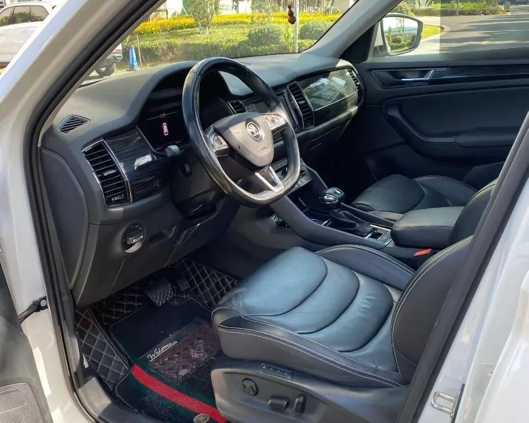 2019 Chevrolet Equinox 2.0T 260HP L4 9AT,autocango,china used car exporter,china ev exporter,chinese used car exporter,chinese used ev exporter