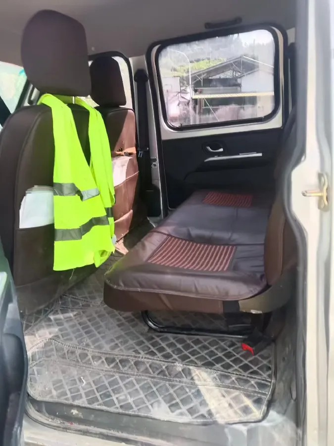 2023 DongFeng DFSK D71 1.6L 122HP L4 5MT,autocango,china used car exporter,china ev exporter,chinese used car exporter,chinese used ev exporter