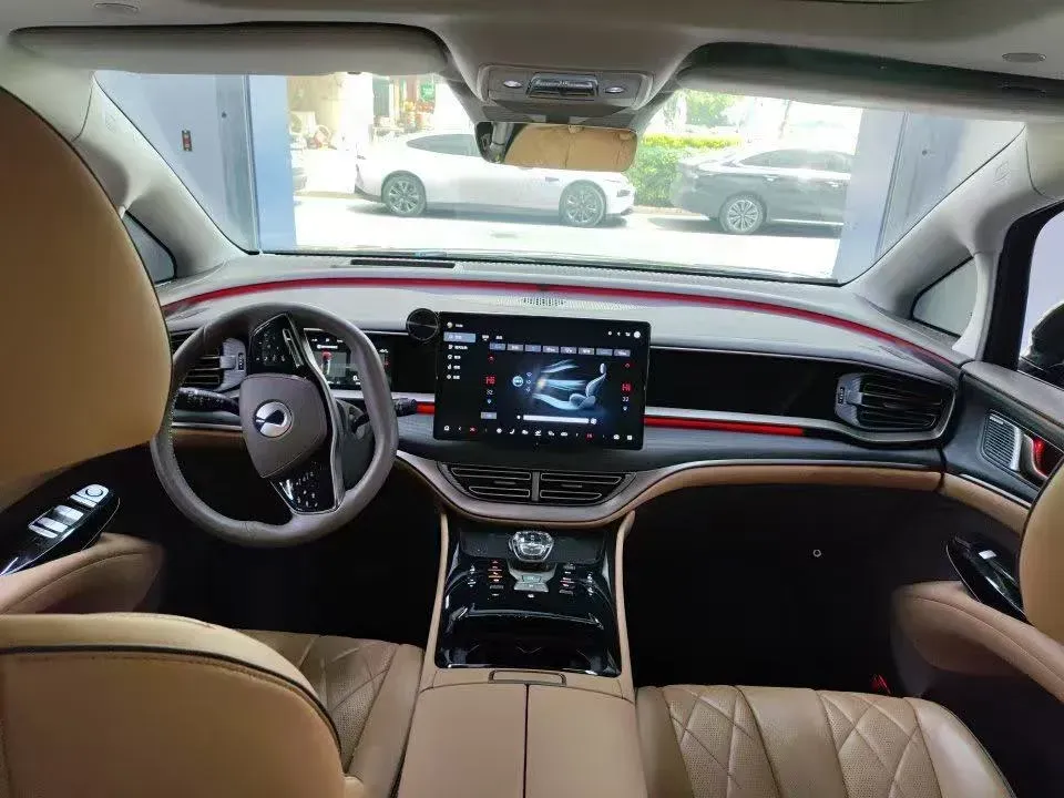 2022 Mercedes-Benz GLC Class 2.0T 197HP L4 9AT,autocango,china used car exporter,china ev exporter,chinese used car exporter,chinese used ev exporter