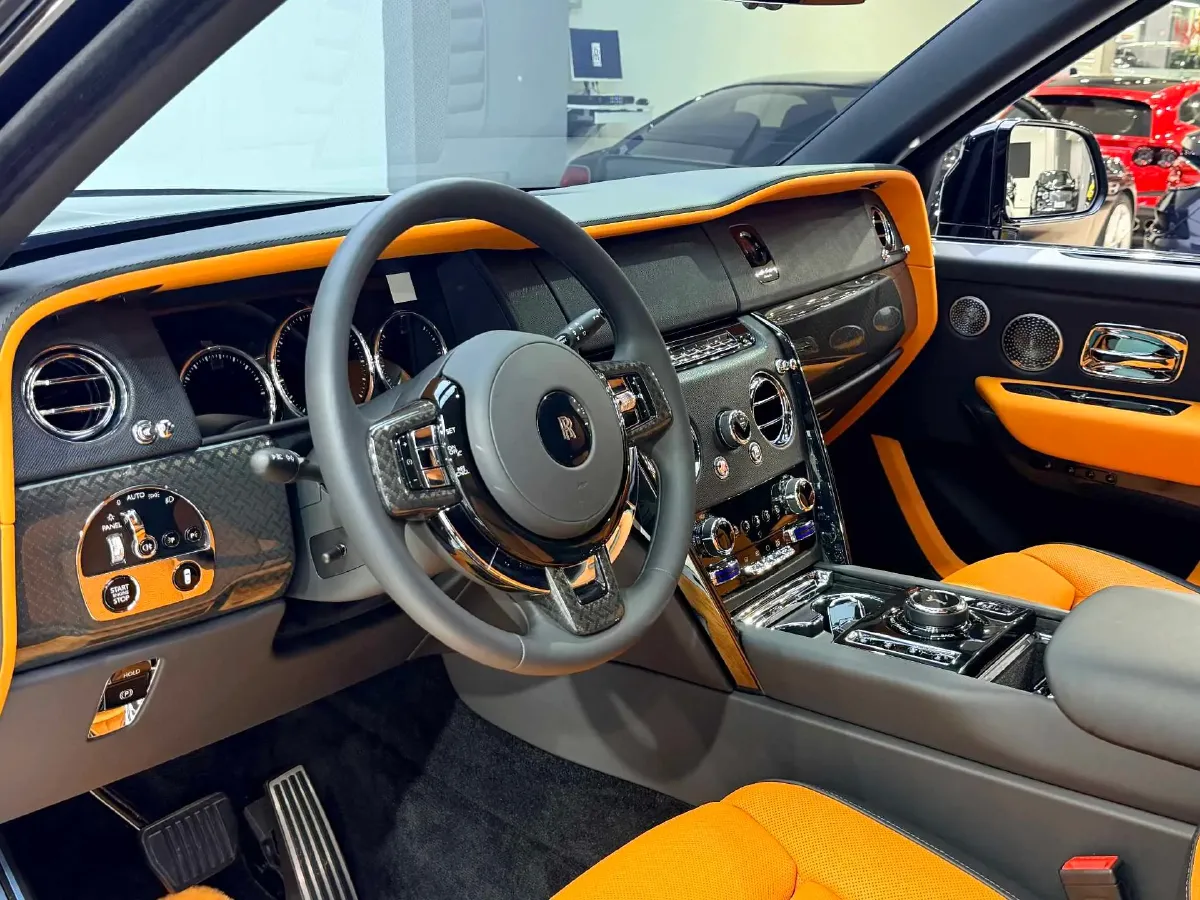 2020 Rolls-Royce Cullinan 6.7T 600HP V12 8AT,autocango,china used car exporter,china ev exporter,chinese used car exporter,chinese used ev exporter