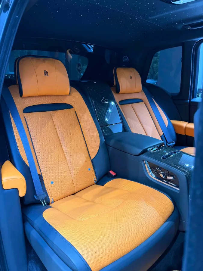 2020 Rolls-Royce Cullinan 6.7T 600HP V12 8AT,autocango,china used car exporter,china ev exporter,chinese used car exporter,chinese used ev exporter