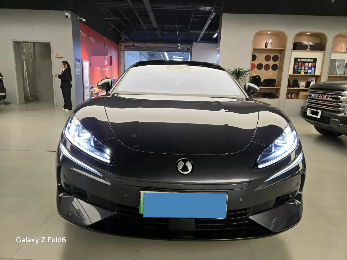 2024 Denza DenzaZ9 2.0T 207HP L4 E-CVT PHEV 38.5KWH,autocango,china used car exporter,china ev exporter,chinese used car exporter,chinese used ev exporter