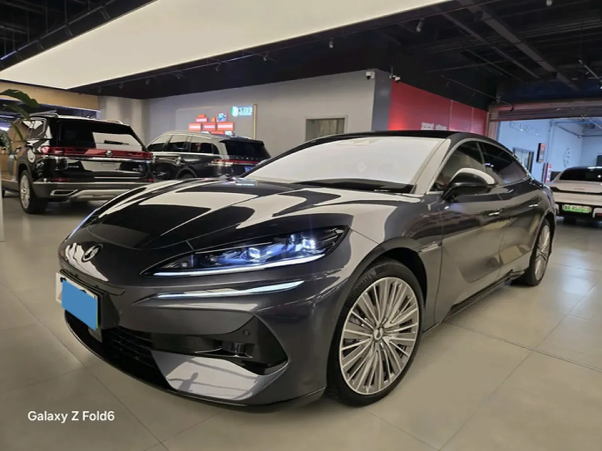 2024 Denza DenzaZ9 2.0T 207HP L4 E-CVT PHEV 38.5KWH,autocango,china used car exporter,china ev exporter,chinese used car exporter,chinese used ev exporter