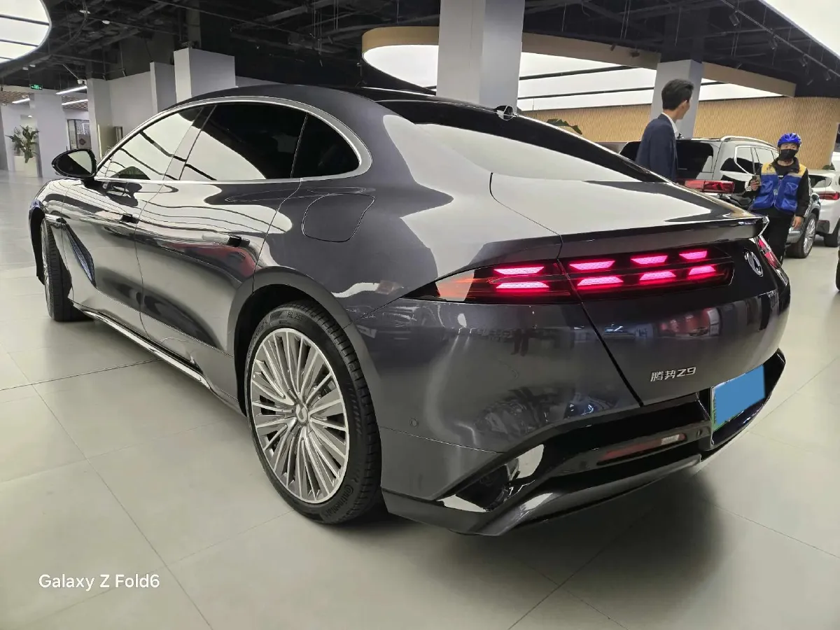 2024 Denza DenzaZ9 2.0T 207HP L4 E-CVT PHEV 38.5KWH,autocango,china used car exporter,china ev exporter,chinese used car exporter,chinese used ev exporter