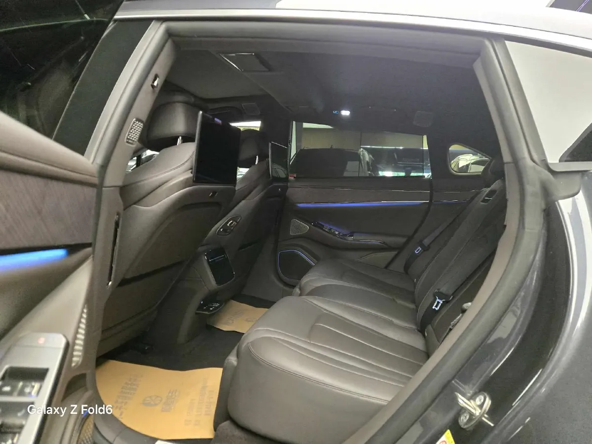 2024 Denza DenzaZ9 2.0T 207HP L4 E-CVT PHEV 38.5KWH,autocango,china used car exporter,china ev exporter,chinese used car exporter,chinese used ev exporter