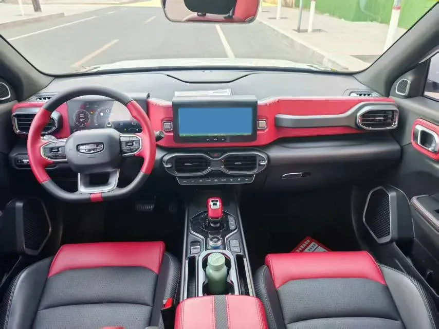 2021 Geely ICON 1.5T 177HP L3 7DCT,autocango,china used car exporter,china ev exporter,chinese used car exporter,chinese used ev exporter