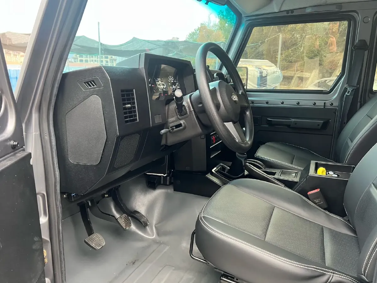 2023 BAW 212 2.4T 211HP L4 6MT,autocango,china used car exporter,china ev exporter,chinese used car exporter,chinese used ev exporter