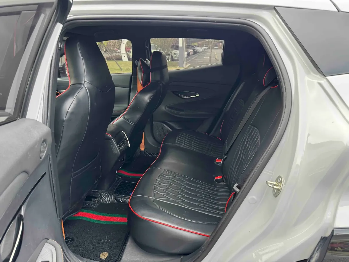 2021 ChangAn UNI-T 1.5T 180HP L4 7DCT,autocango,china used car exporter,china ev exporter,chinese used car exporter,chinese used ev exporter