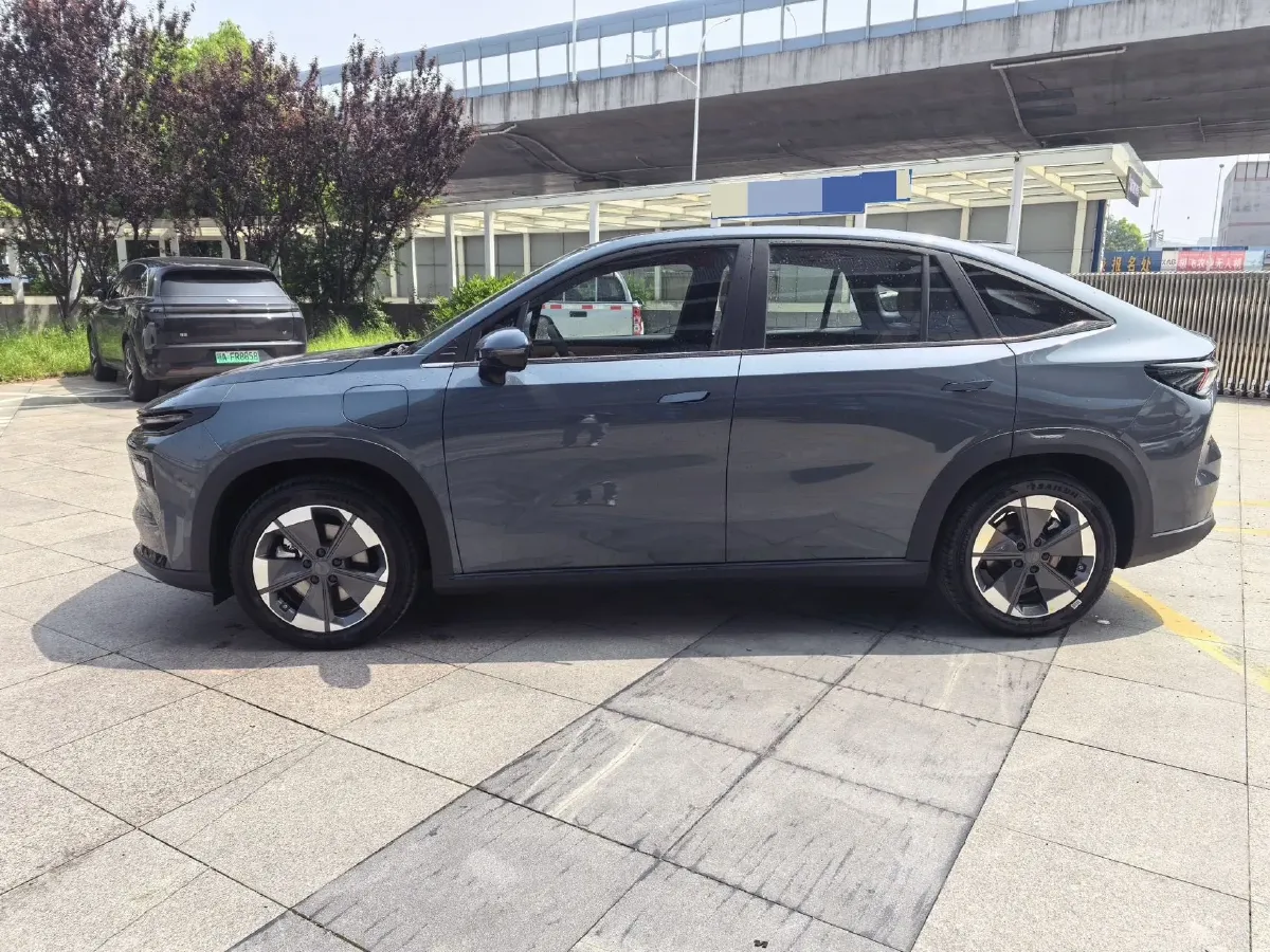 2024 Livan 7 BEV 68.03KWH,autocango,china used car exporter,china ev exporter,chinese used car exporter,chinese used ev exporter