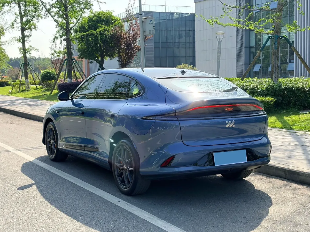 2025 IM LS6 BEV 75KWH,autocango,china used car exporter,china ev exporter,chinese used car exporter,chinese used ev exporter