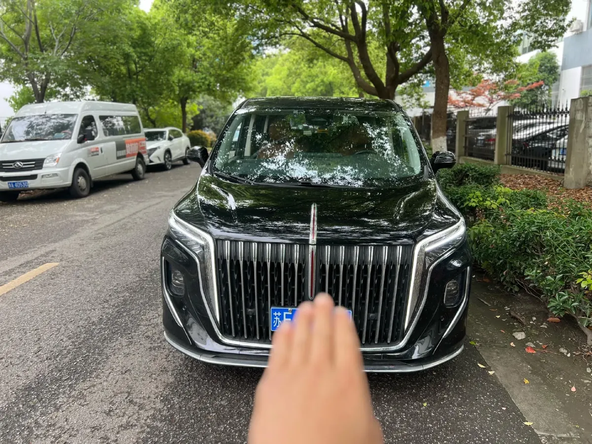 2023 HongQi HQ9 2.0T 252HP L4 8AT,autocango,china used car exporter,china ev exporter,chinese used car exporter,chinese used ev exporter