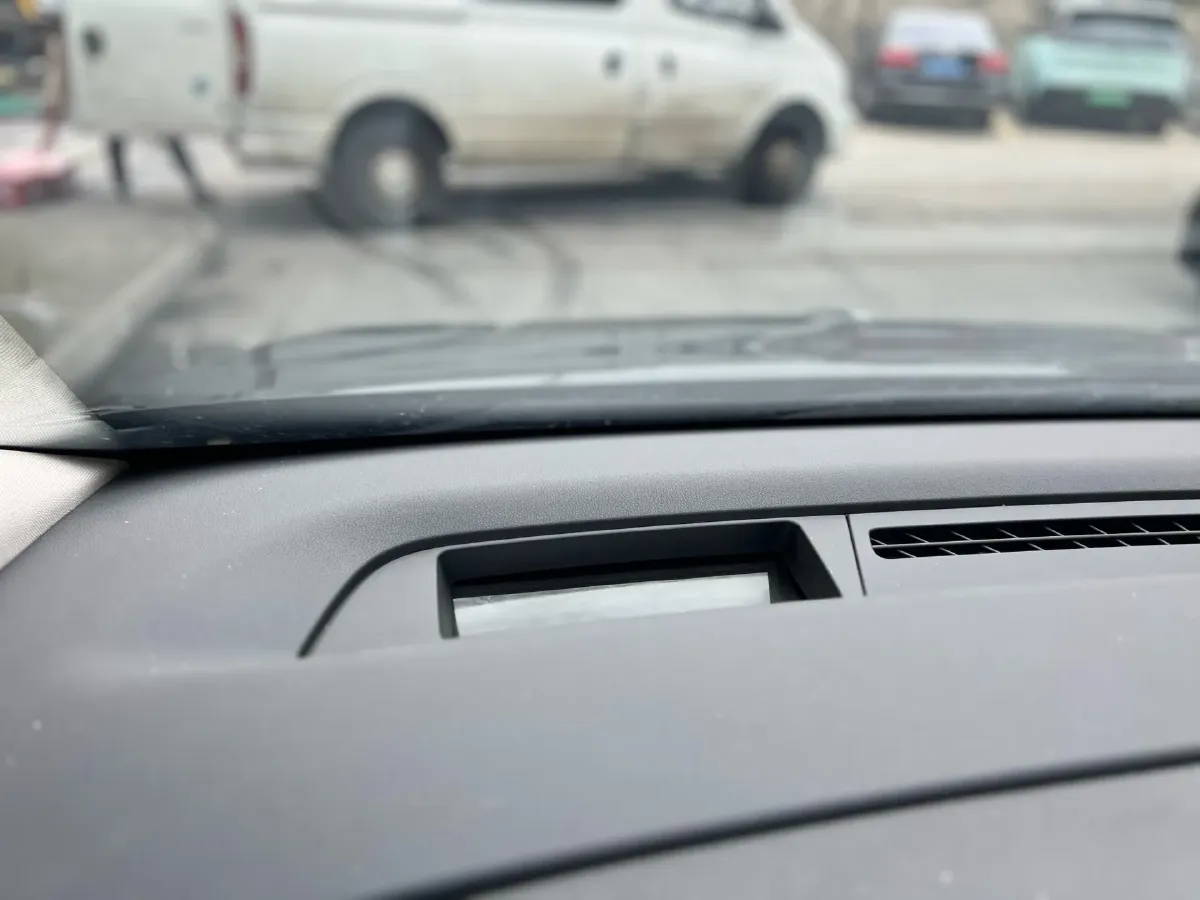 2023 HongQi HQ9 2.0T 252HP L4 8AT,autocango,china used car exporter,china ev exporter,chinese used car exporter,chinese used ev exporter