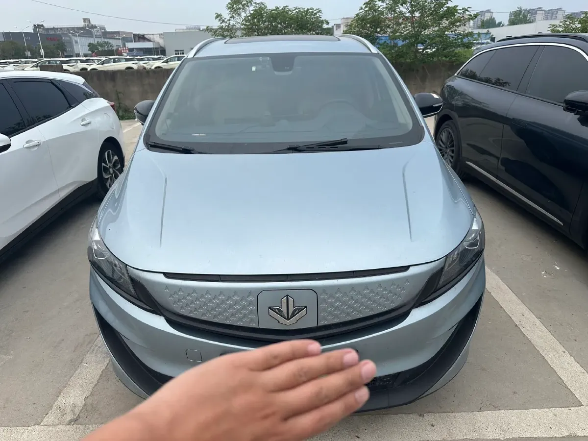 2021 Livan Maple 80v BEV 53KWH,autocango,china used car exporter,china ev exporter,chinese used car exporter,chinese used ev exporter