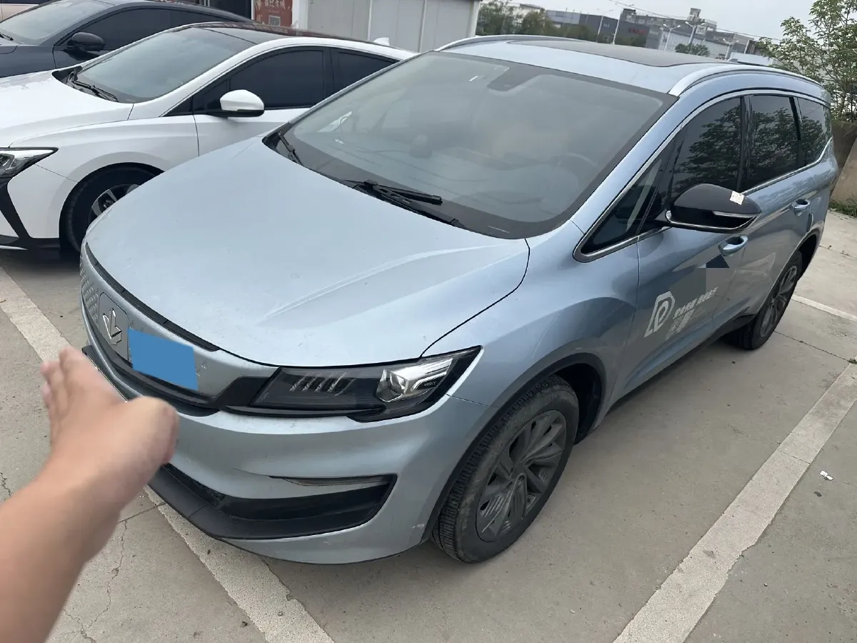 2021 Livan Maple 80v BEV 53KWH,autocango,china used car exporter,china ev exporter,chinese used car exporter,chinese used ev exporter