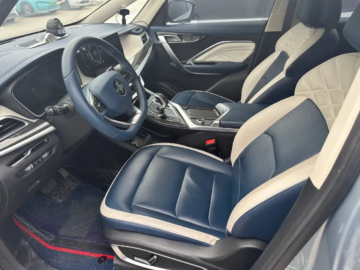 2021 Livan Maple 80v BEV 53KWH,autocango,china used car exporter,china ev exporter,chinese used car exporter,chinese used ev exporter