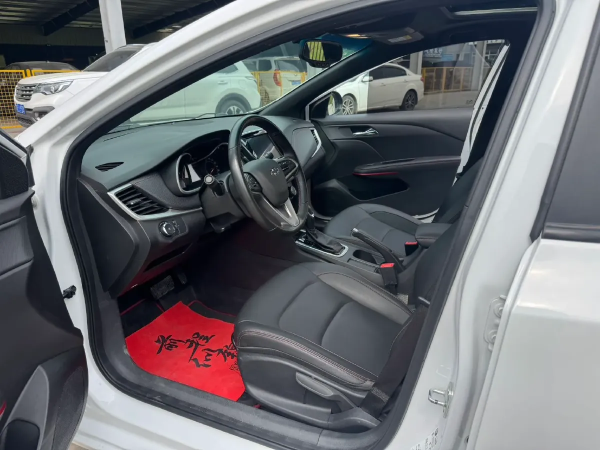 2019 Chevrolet Monza 1.3T 163HP L3 6AT,autocango,china used car exporter,china ev exporter,chinese used car exporter,chinese used ev exporter