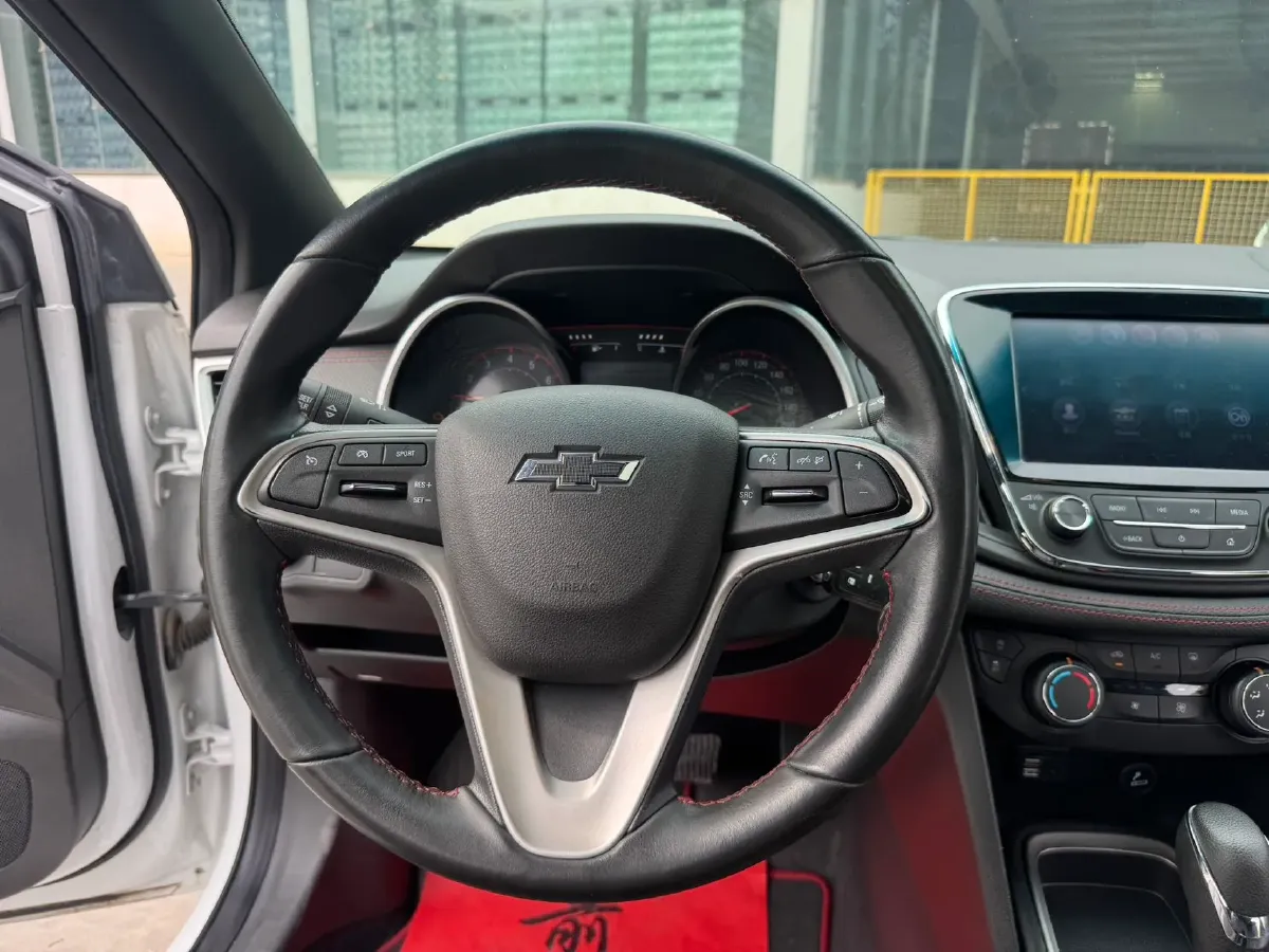2019 Chevrolet Monza 1.3T 163HP L3 6AT,autocango,china used car exporter,china ev exporter,chinese used car exporter,chinese used ev exporter